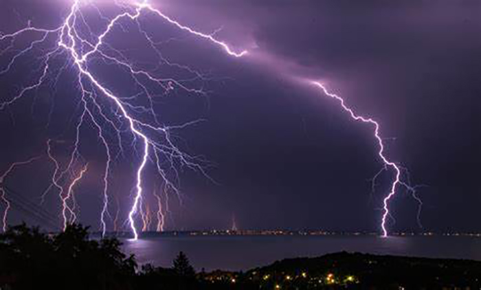 解密防雷檢測盒的奧秘:保護你的電子設備免受雷擊的利器